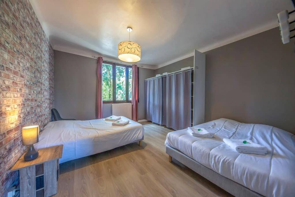 Appartement Au Bord De La Leysse A Chambéry Dış mekan fotoğraf